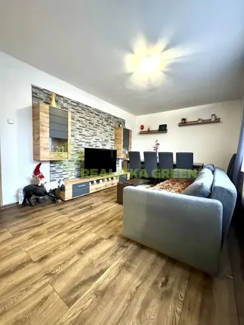 Prodej bytu 3+1, Nový Hrozenkov, 82 m2