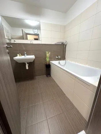 Pronájem bytu 2+kk, Rajhrad, Masarykova, 68 m2