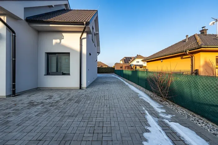 Prodej rodinného domu, Nové Strašecí, Myslivečkova, 121 m2