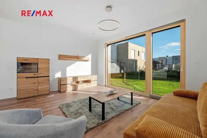 Prodej rodinného domu, Praha - Horní Počernice, Krotitelů, 197 m2