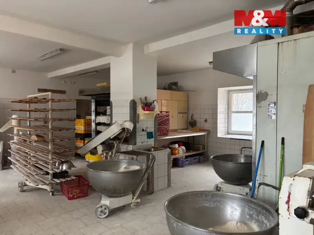 Prodej obchodního prostoru, Bílčice, 1055 m2