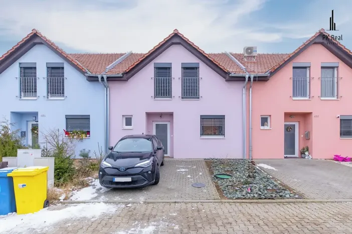 Prodej rodinného domu, Holasice, Čtvrtě, 107 m2