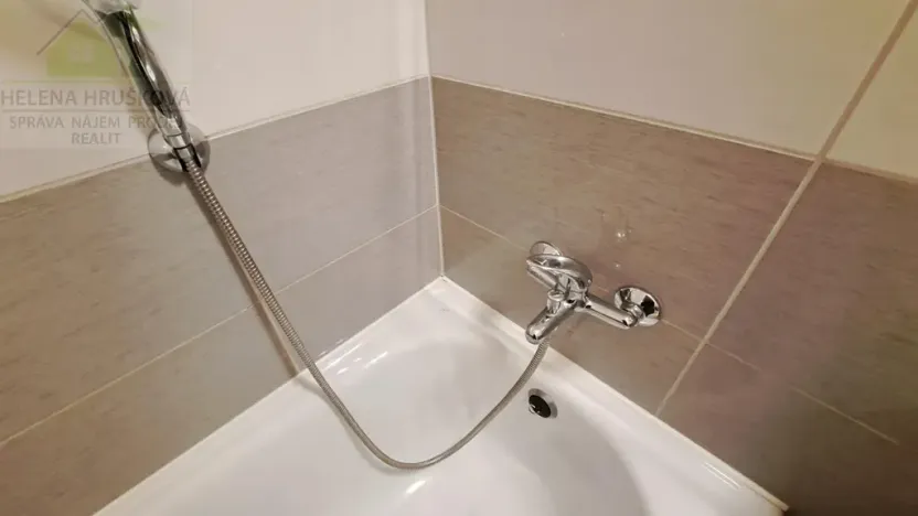 Pronájem bytu 1+kk, Ostrava, Na Fifejdách, 34 m2