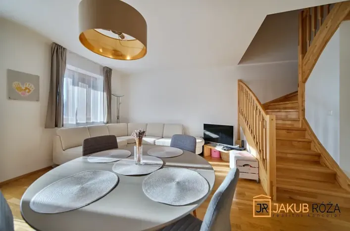 Prodej bytu 3+kk, Černý Důl, 92 m2