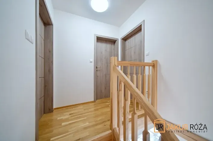 Prodej bytu 3+kk, Černý Důl, 92 m2