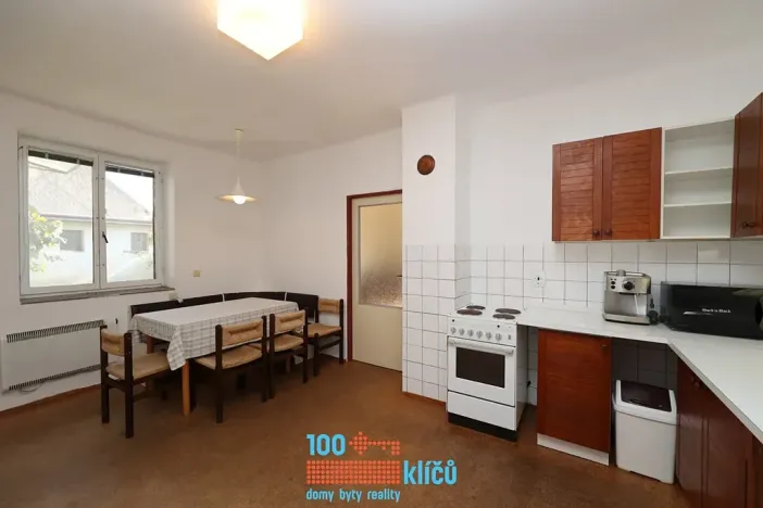 Prodej rodinného domu, Klučov, 251 m2