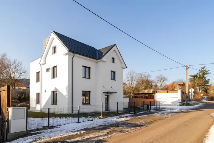 Prodej rodinného domu, Trotina, 155 m2