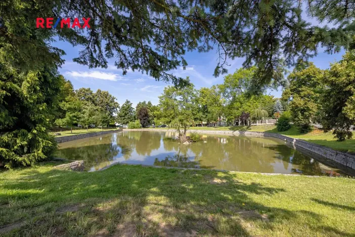 Prodej pozemku pro bydlení, Babice, 412 m2