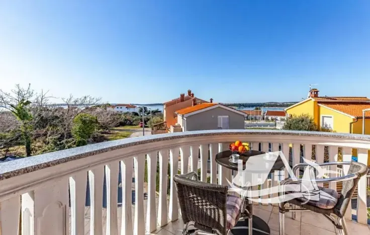 Prodej vícegeneračního domu, Medulin, Chorvatsko, Pošesi, 150 m2