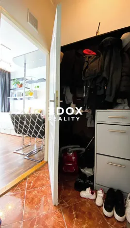 Prodej bytu 2+kk, Praha - Smíchov, U Santošky, 39 m2