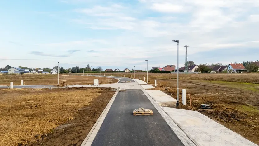 Prodej pozemku, Všestary, 1074 m2