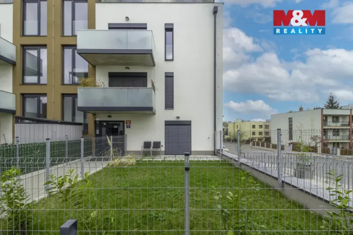 Prodej bytu 1+kk, Praha, Pekařova, 30 m2