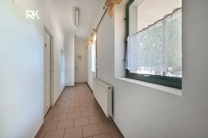 Prodej restaurace, Nová Ves I, Legerovo nám., 470 m2