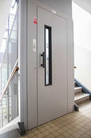 Pronájem bytu 3+kk, Praha - Holešovice, U Uranie, 62 m2