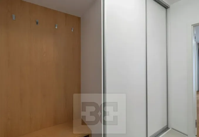 Pronájem bytu 1+kk, Praha - Košíře, Starokošířská, 43 m2