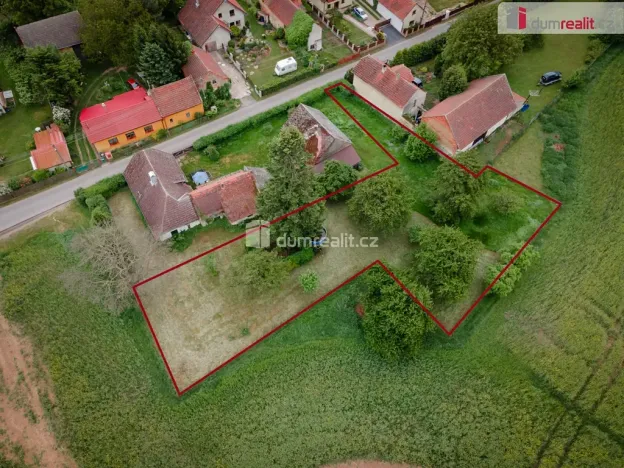 Prodej zahrady, Řepín, 1647 m2