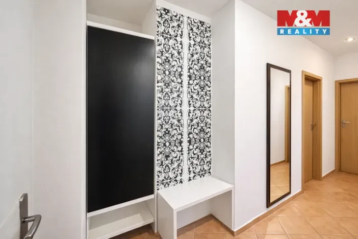 Pronájem bytu 3+kk, Praha, Pod Haltýřem, 77 m2