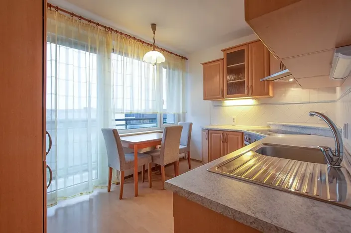 Pronájem bytu 3+1, České Budějovice, Dobrovodská, 66 m2