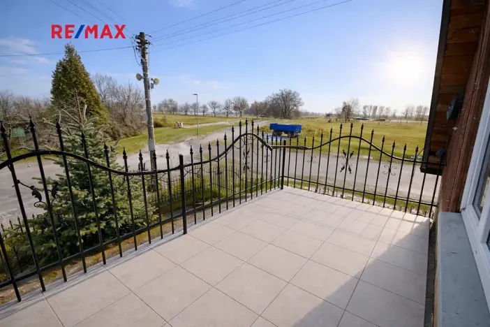 Prodej rodinného domu, Dobrovíz, K Letišti, 120 m2