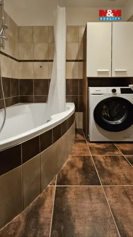 Pronájem bytu 2+1, Zlobice, 60 m2