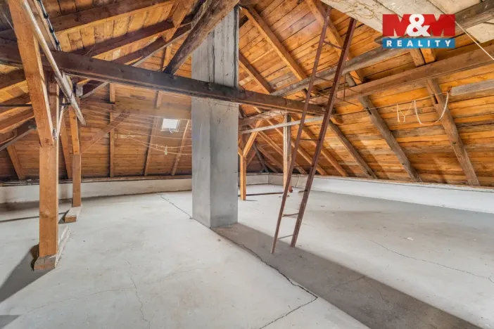 Prodej rodinného domu, Ohníč, 200 m2