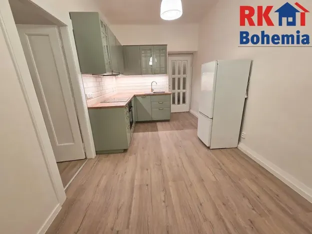 Pronájem bytu 3+kk, Praha - Holešovice, Poupětova, 60 m2