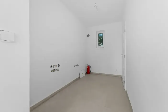 Prodej rodinného domu, Milovice, Modřínová, 104 m2