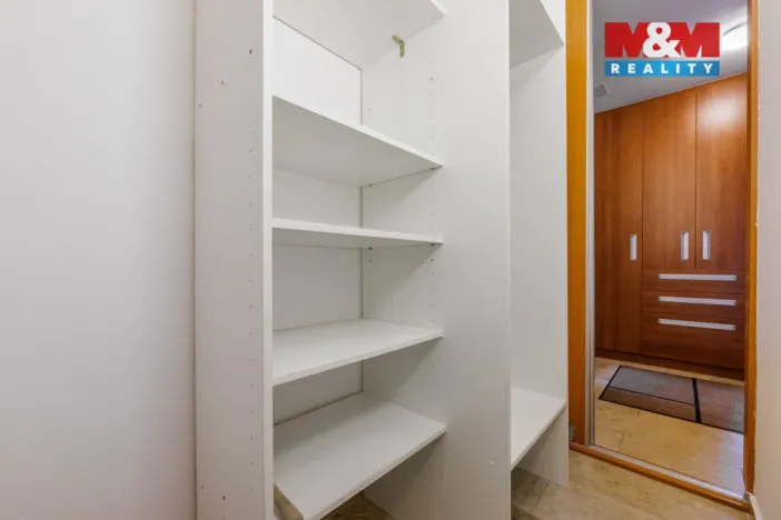 Pronájem bytu 4+kk, Karlovy Vary - Stará Role, Husova, 70 m2