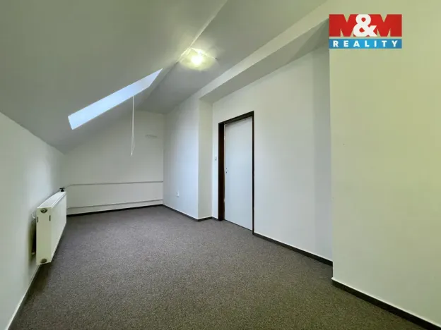 Pronájem bytu 2+kk, Uhlířské Janovice - Mitrov, 60 m2