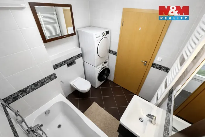 Prodej bytu 1+kk, Praha - Pitkovice, Penízovková, 37 m2