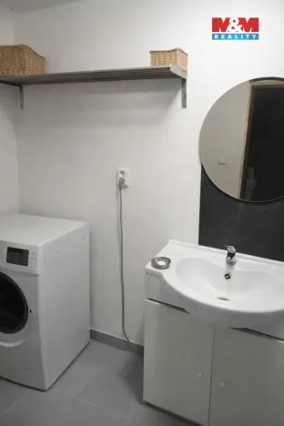 Pronájem bytu 3+1, Jesenice, Plzeňská, 98 m2