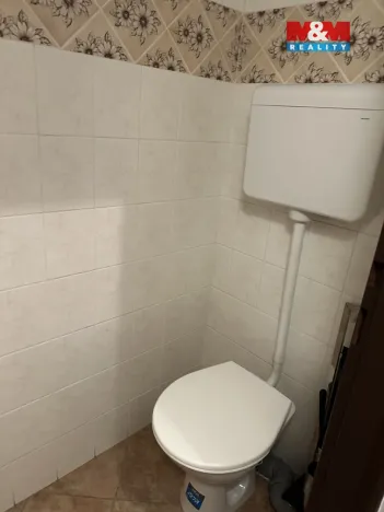 Pronájem obchodního prostoru, Jaroměř - Jakubské Předměstí, Palackého, 26 m2