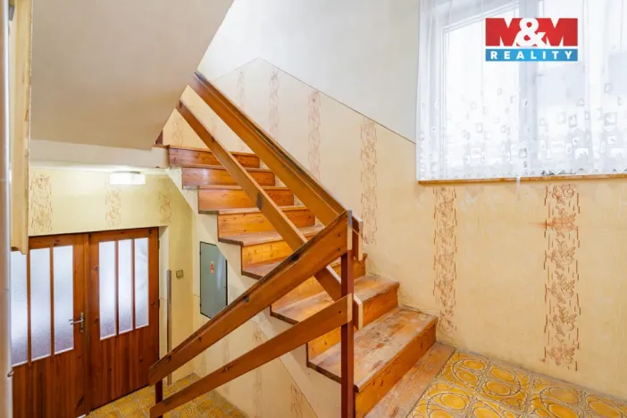 Prodej rodinného domu, Třešť, Roštýnská, 320 m2