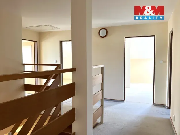 Prodej rodinného domu, Panenské Břežany, Vilová, 200 m2