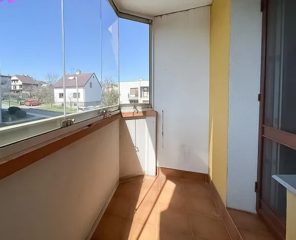 Pronájem bytu 1+1, Kostelec u Holešova, 42 m2