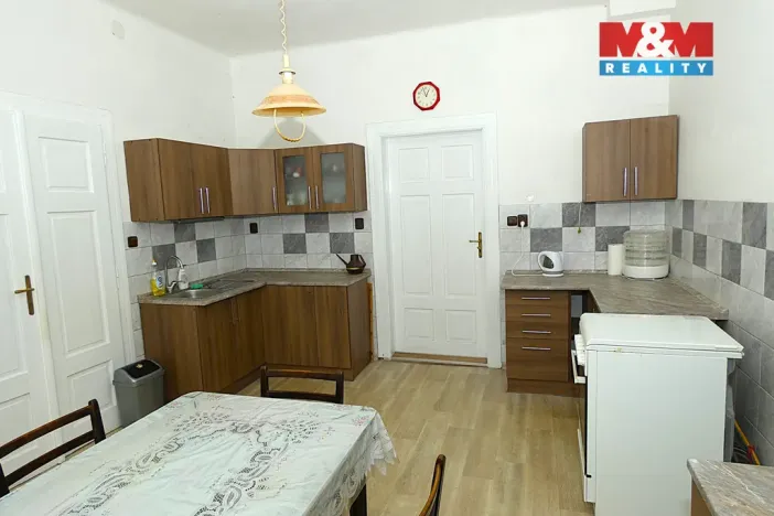 Prodej bytu 3+kk, Kutná Hora - Hlouška, Nádražní, 80 m2