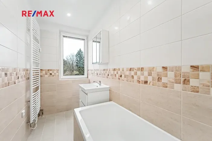 Prodej bytu 4+1, Týnec nad Sázavou, Na Hlinkách, 85 m2