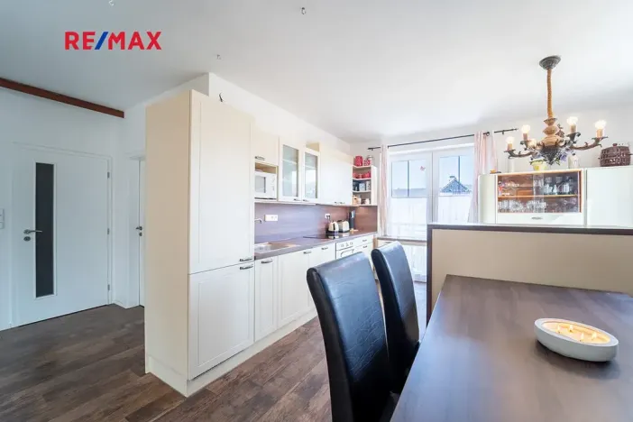 Prodej rodinného domu, Měchenice, Na Vyhlídce, 246 m2