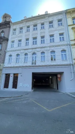 Prodej činžovního domu, Praha - Smíchov, Arbesovo náměstí, 930 m2