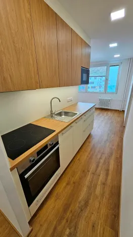 Pronájem bytu 3+1, Praha - Záběhlice, Jabloňová, 72 m2