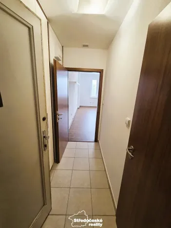 Pronájem bytu 1+kk, Praha - Holešovice, V zákoutí, 32 m2