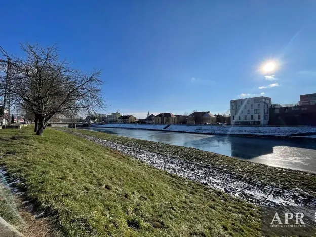 Pronájem bytu 4+kk, Staré Město, Moravní nábřeží, 100 m2