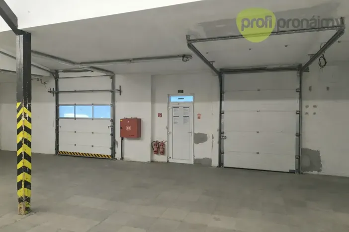 Pronájem obchodního prostoru, Zlín, Rybníky IV, 460 m2