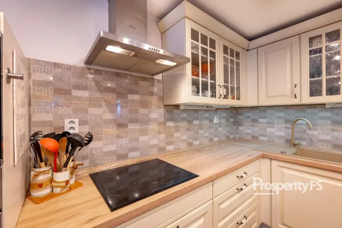 Prodej rodinného domu, Kadlín, 120 m2