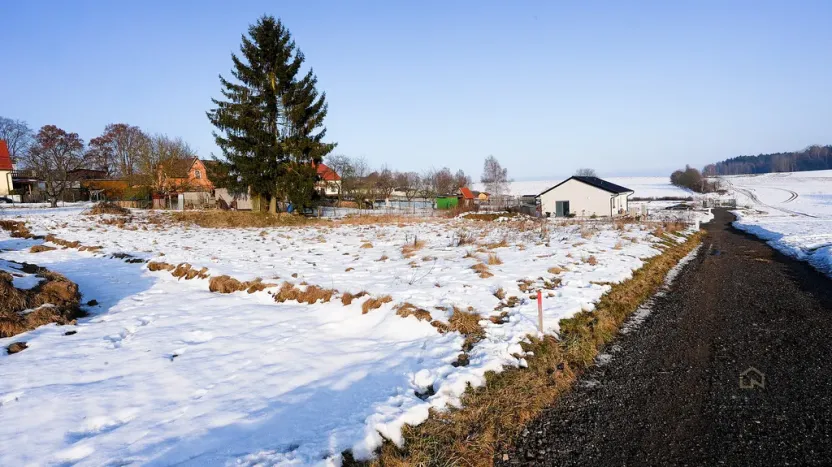 Prodej pozemku, Plesná, 913 m2