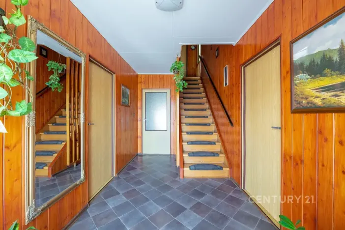 Prodej rodinného domu, Vroutek, Na Hůrce, 140 m2