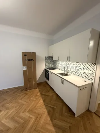 Pronájem bytu 2+kk, Praha - Vinohrady, Kouřimská, 54 m2