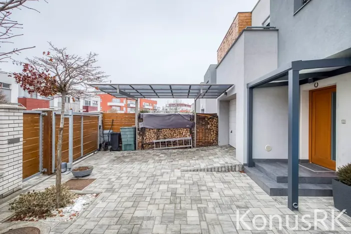 Prodej rodinného domu, Praha - Pitkovice, Lošáková, 137 m2