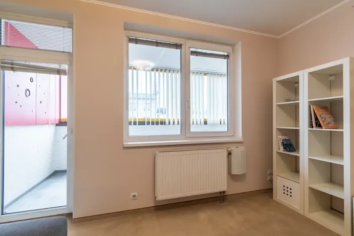 Pronájem bytu 2+kk, Praha - Vysočany, Poděbradská, 50 m2
