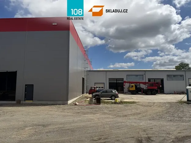 Pronájem skladu, Kralupy nad Vltavou, V Pískovně, 3600 m2